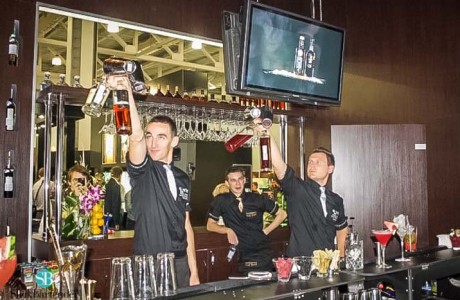 Flair bartenders